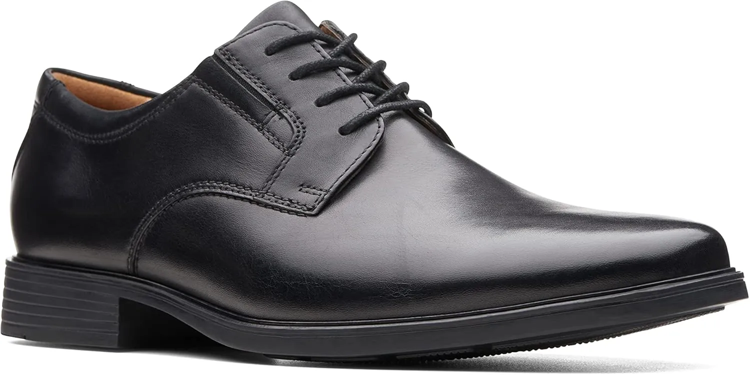 Clarks Men's Tilden Plain Oxford