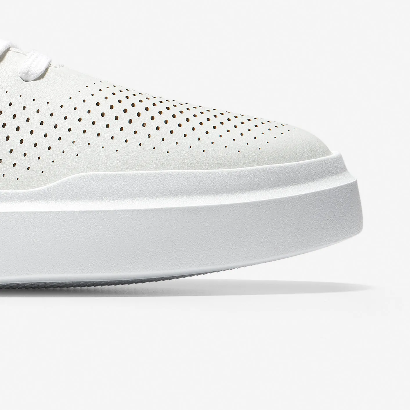GrandPrø Rally Laser Cut Sneaker