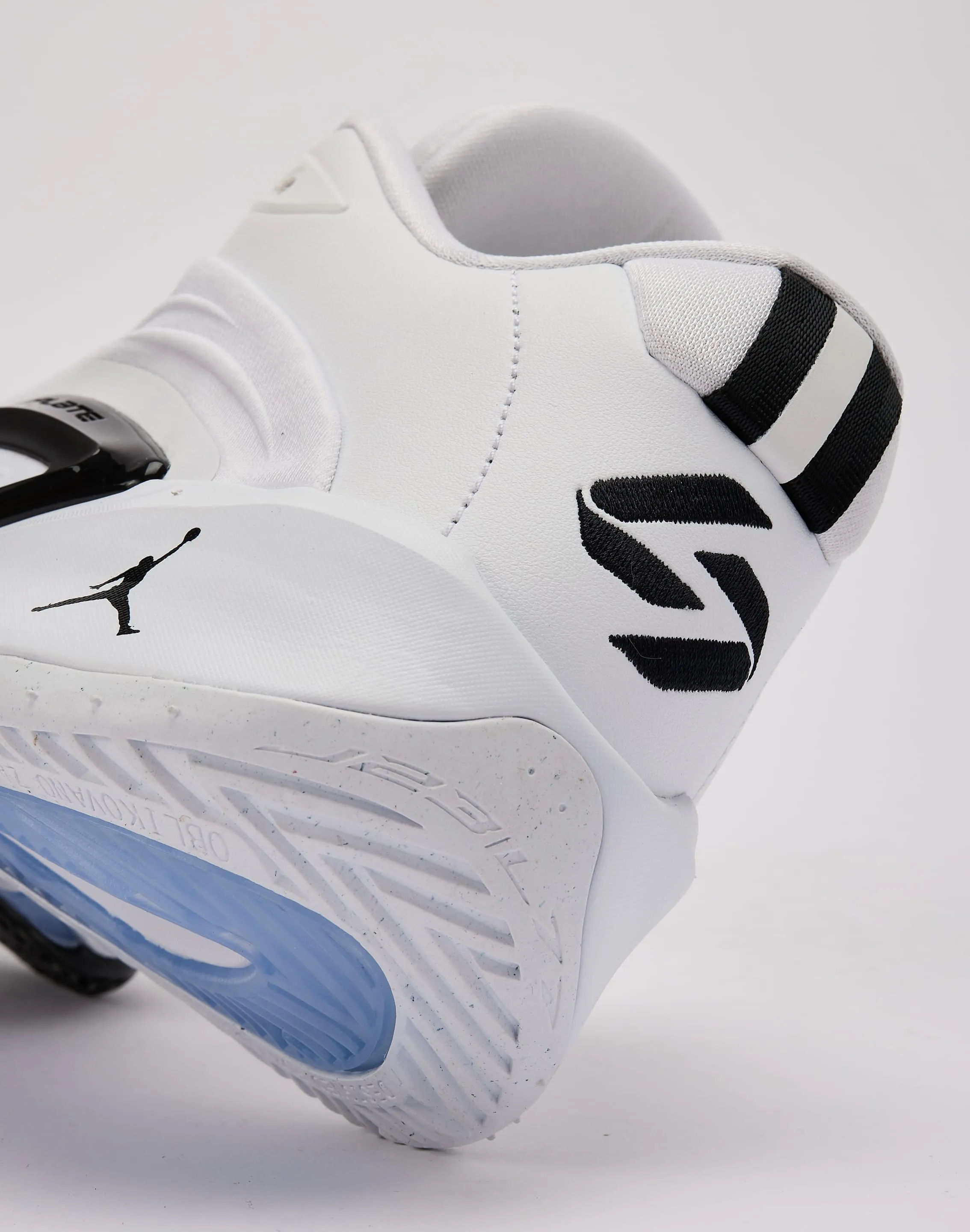 Jordan Luka 3