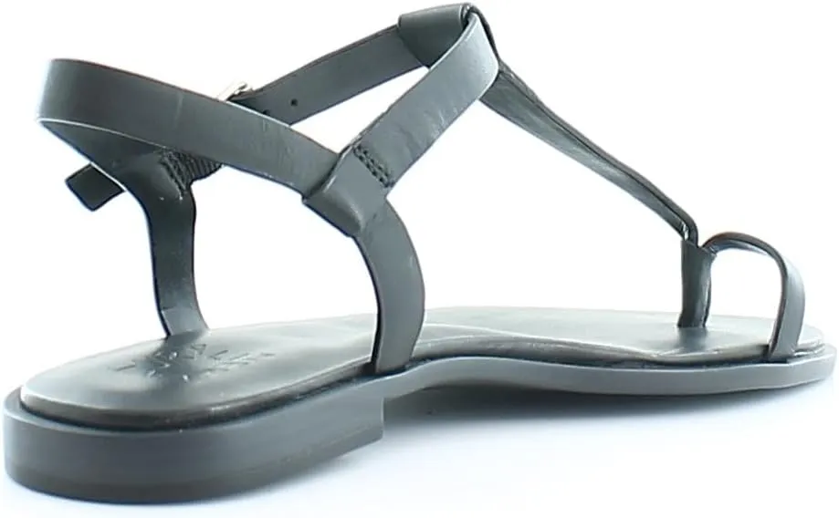 Naturalizer Women's Fifi Flat Sandal