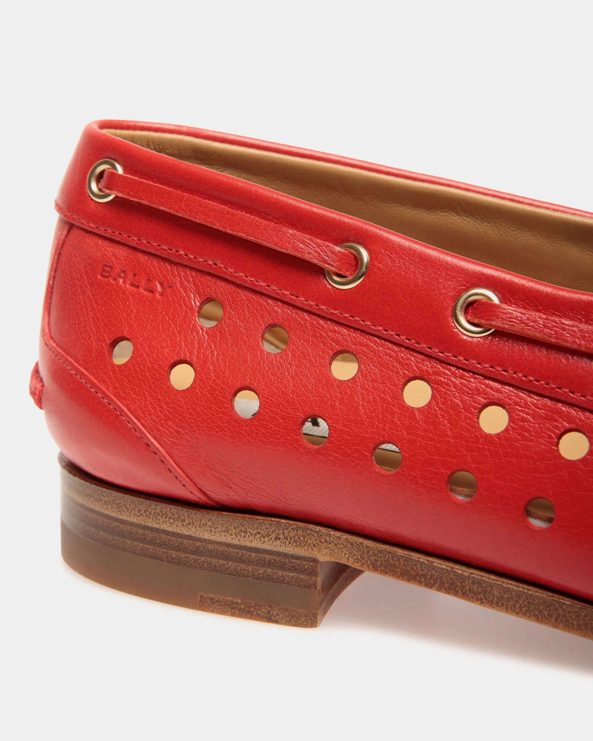 Plume Moccasin in Red Leather