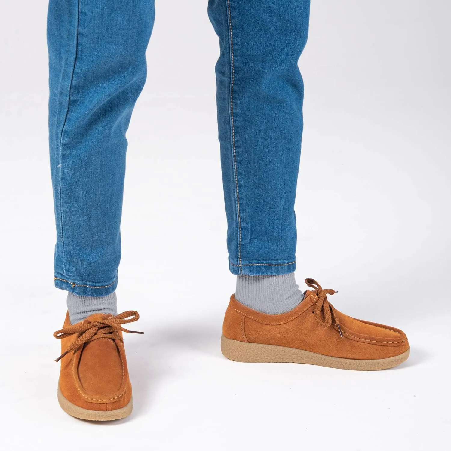 TRULAND Leather Oxford Shoes for Women - Suede Lace Up Moc Toe Low Platform Flat Wallabees Shoes
