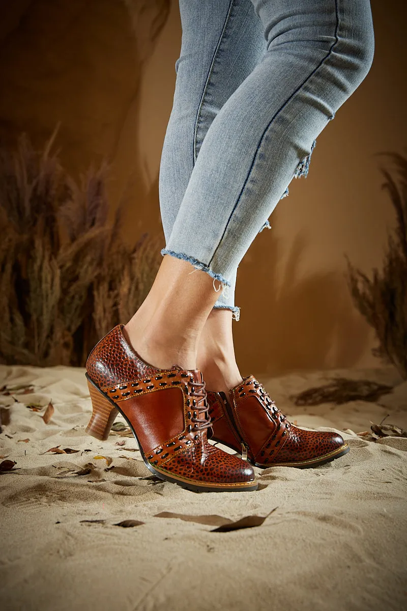 Vicconfy | Veronika Crack Patterned Leather Oxford - Brown