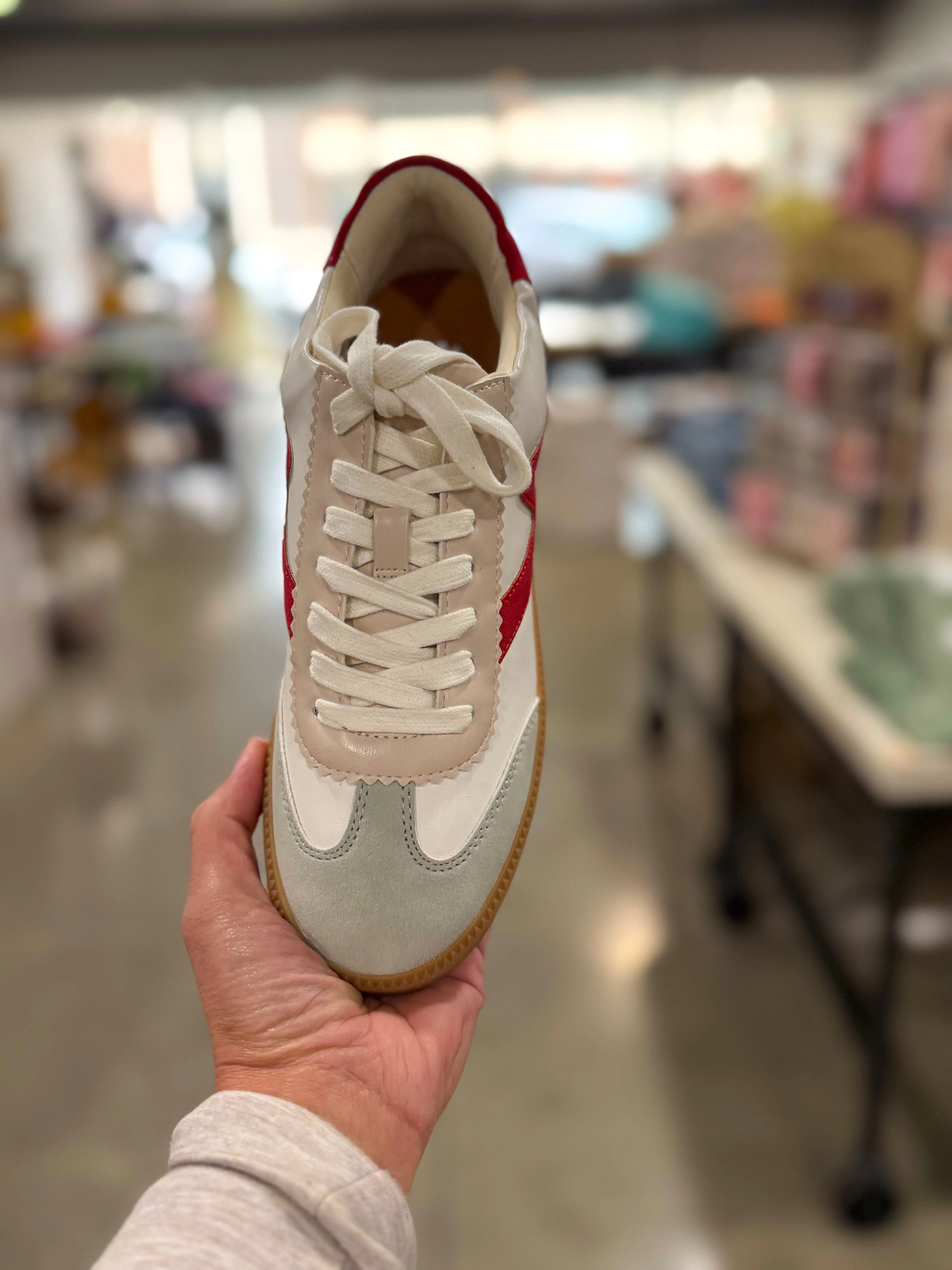 Zeldie Sneaker